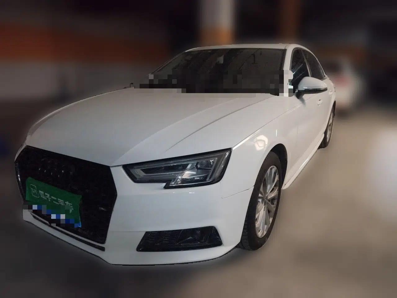 Audi A4L 2017 Plus 40 TFSI Ambition Model — миниатюра 1