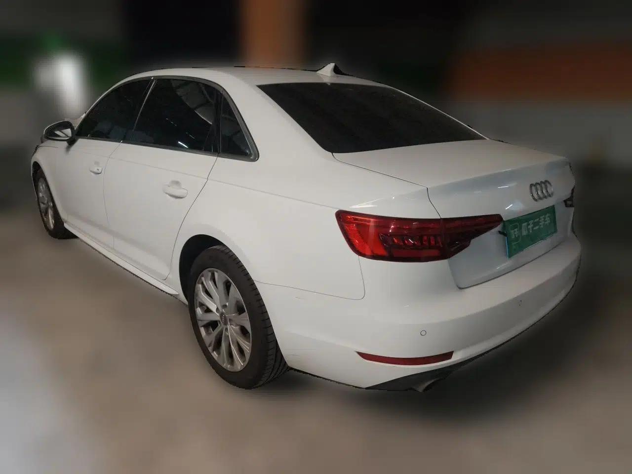 Audi A4L 2017 Plus 40 TFSI Ambition Model — миниатюра 4