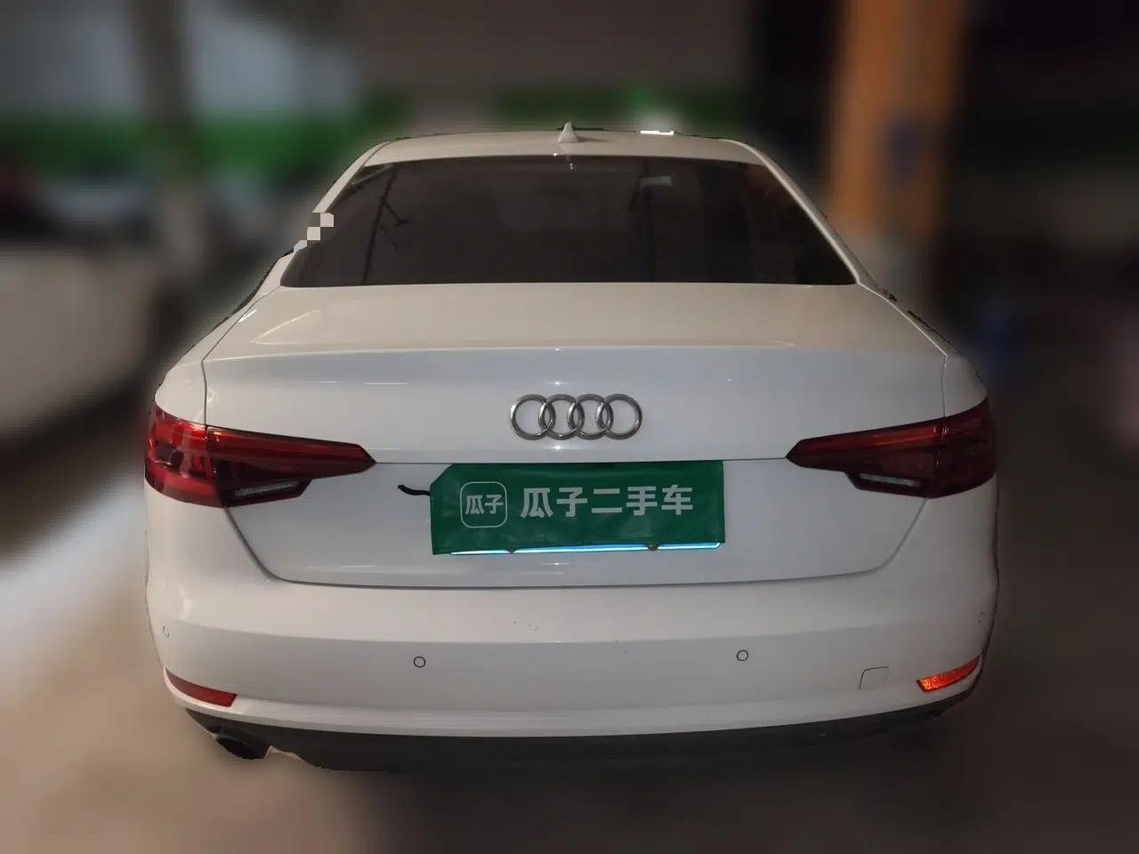 Audi A4L 2017 Plus 40 TFSI Ambition Model — миниатюра 5