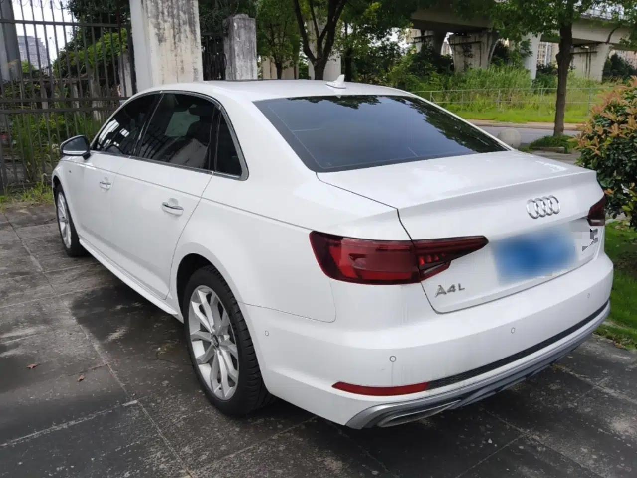 Audi A4L 2019 40 TFSI Fashion Edition China VI Emission Standard — миниатюра 4