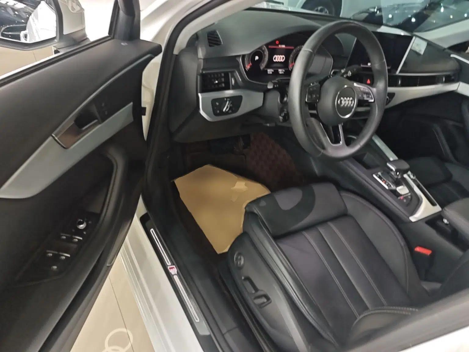 Audi A4L 2022 40 TFSI Fashion Dynamic Model — миниатюра 18