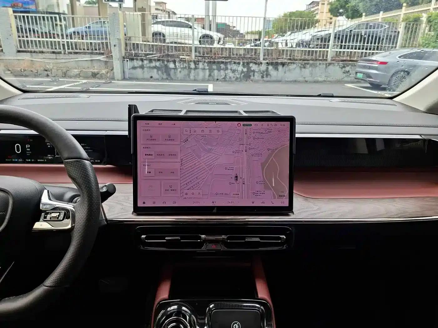 Trumpchi E8 PHEV 2024 Model 150km Dragon Glory+ — миниатюра 19