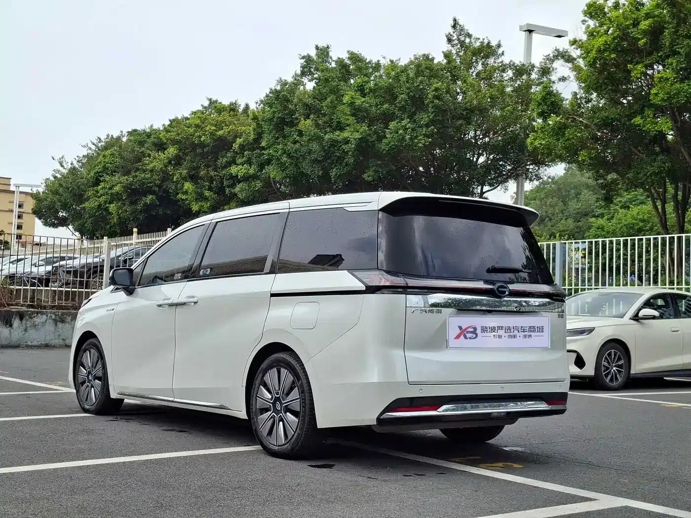 Trumpchi E8 PHEV 2024 Model 150km Dragon Glory+ — миниатюра 4