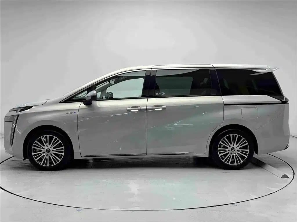 Trumpchi E8 PHEV 2024 Model 150km MAX+ — миниатюра 9
