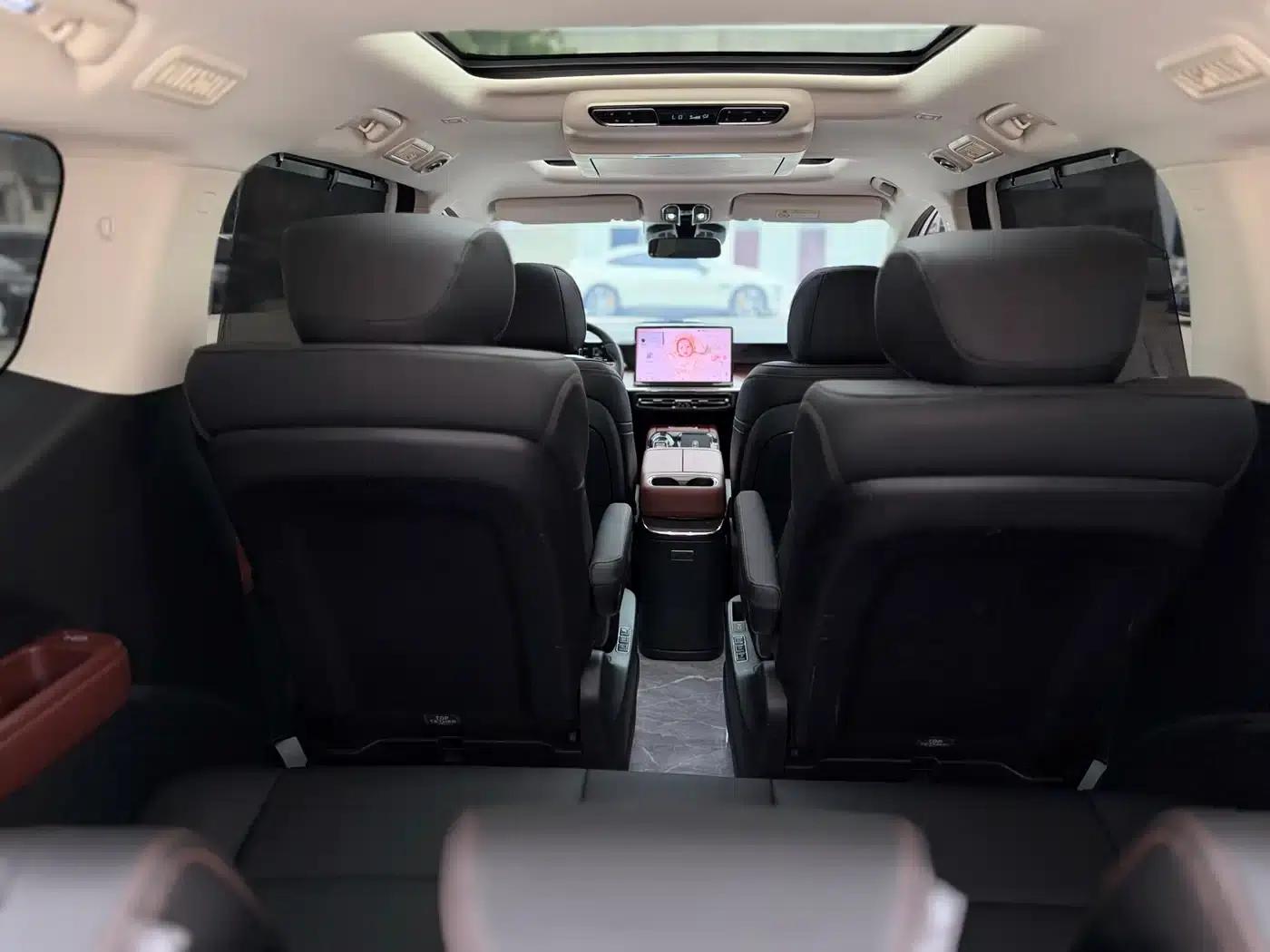 Trumpchi E8 PHEV 2024 Model 150km Dragon Glory+ — миниатюра 11