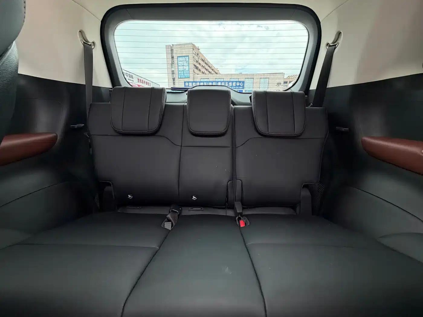 Trumpchi E8 PHEV 2024 Model 150km Dragon Glory+ — миниатюра 12