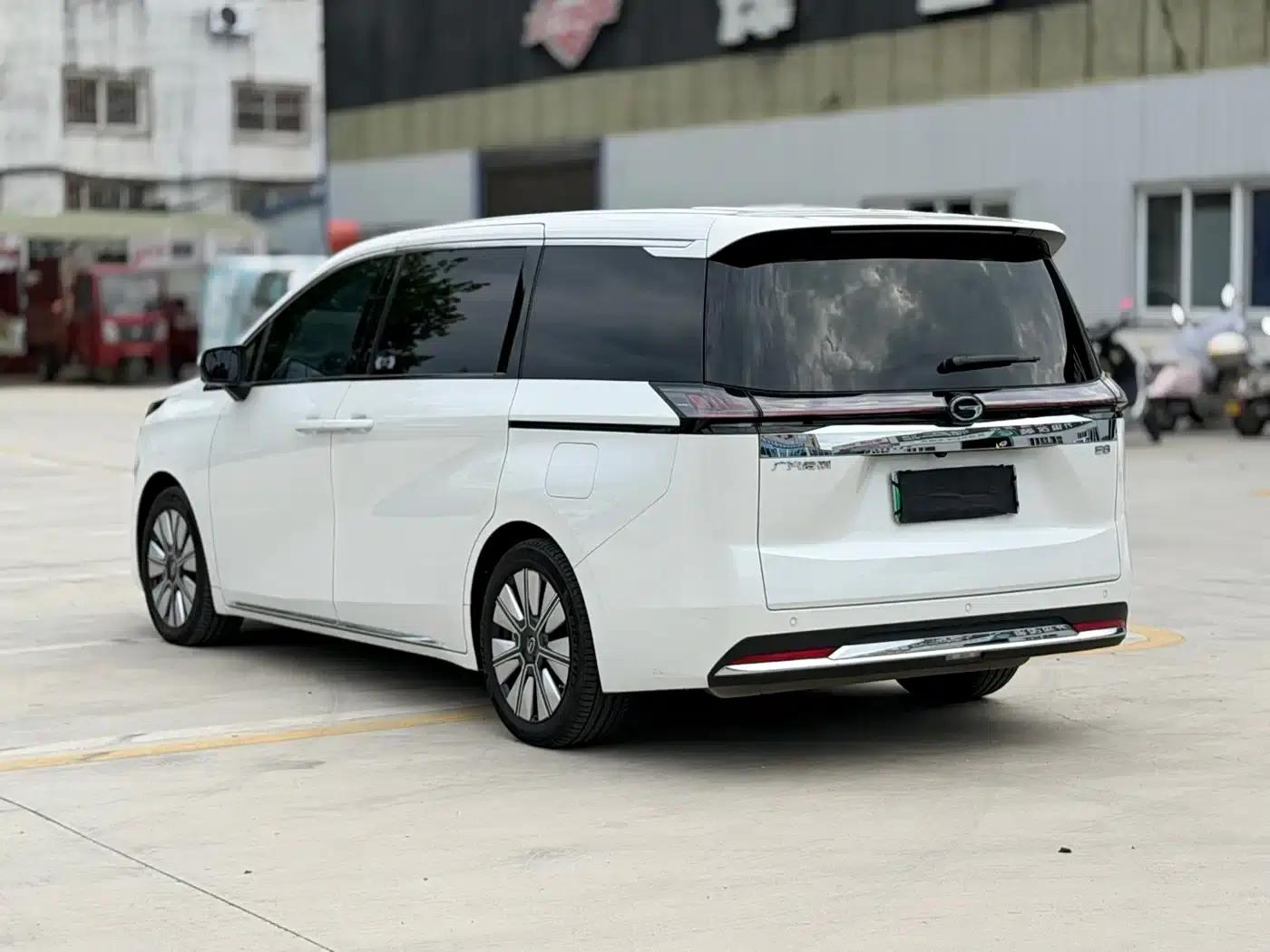 Trumpchi E8 PHEV 2024 Model 150km Dragon Glory+ — миниатюра 5