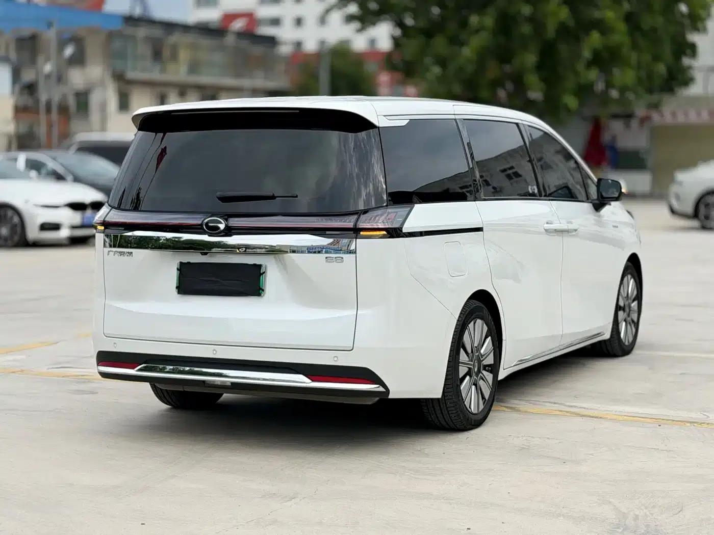 Trumpchi E8 PHEV 2024 Model 150km Dragon Glory+ — миниатюра 7