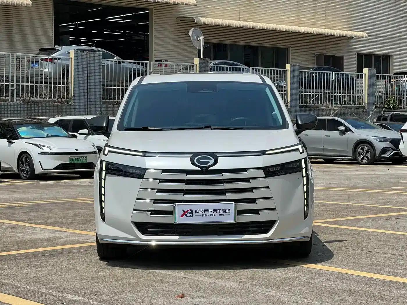 Trumpchi E8 PHEV 2024 Model 150km MAX — миниатюра 2