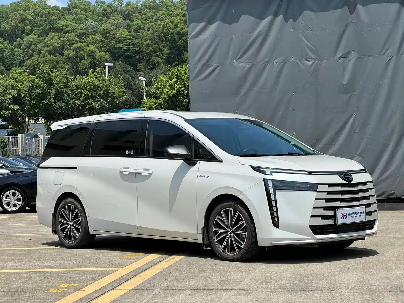 Trumpchi E8 PHEV 2024 Model 150km MAX — миниатюра 12
