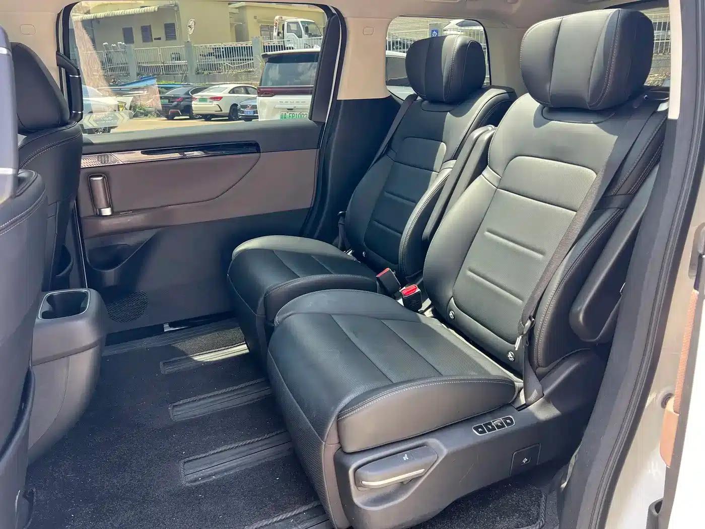 Trumpchi E8 PHEV 2024 Model 150km MAX — миниатюра 6