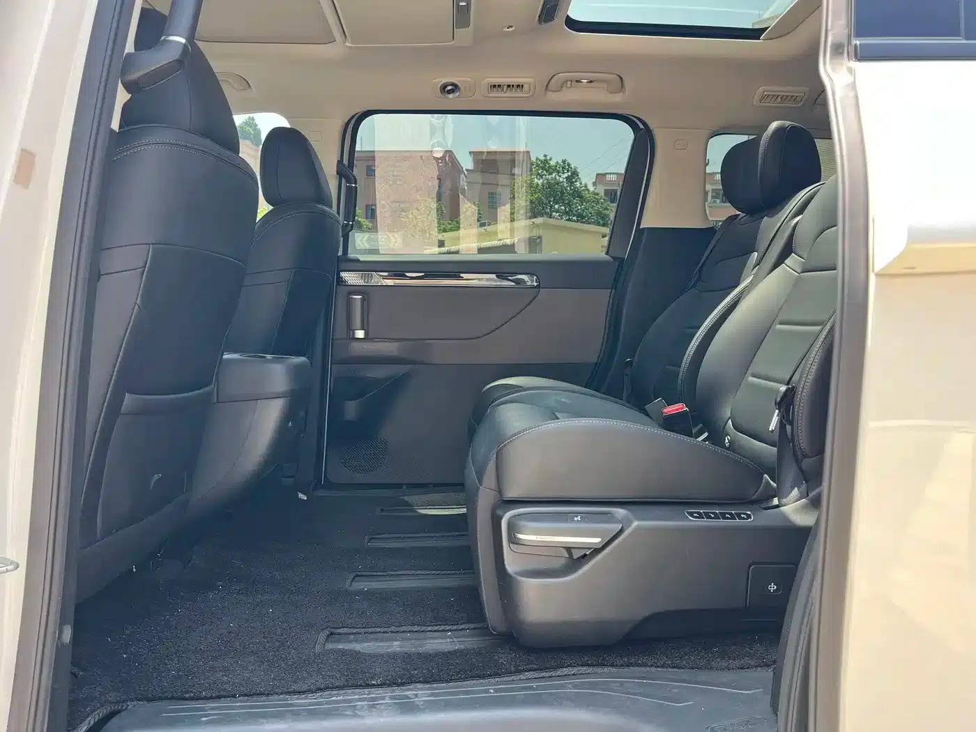 Trumpchi E8 PHEV 2024 Model 150km MAX — миниатюра 7