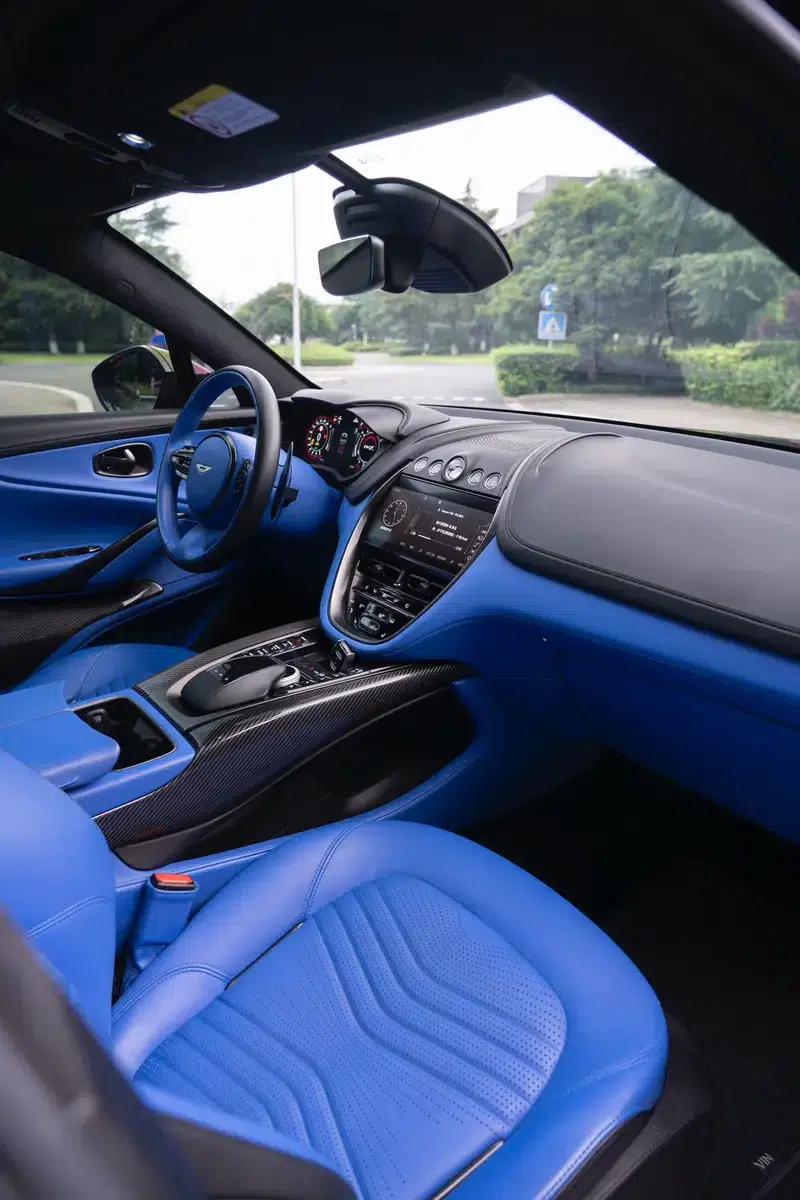 2022 Aston Martin DBX 4.0T V8 — миниатюра 14