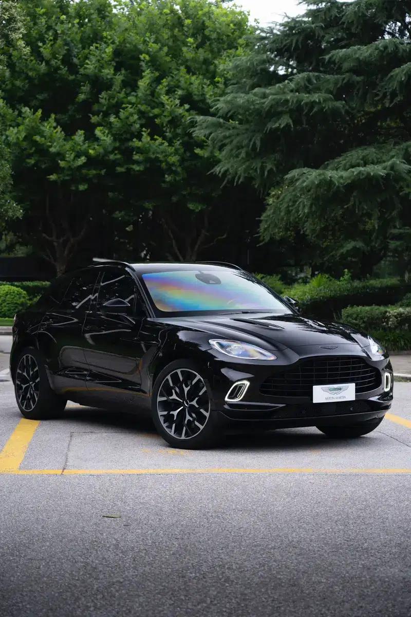 2022 Aston Martin DBX 4.0T V8 — миниатюра 3