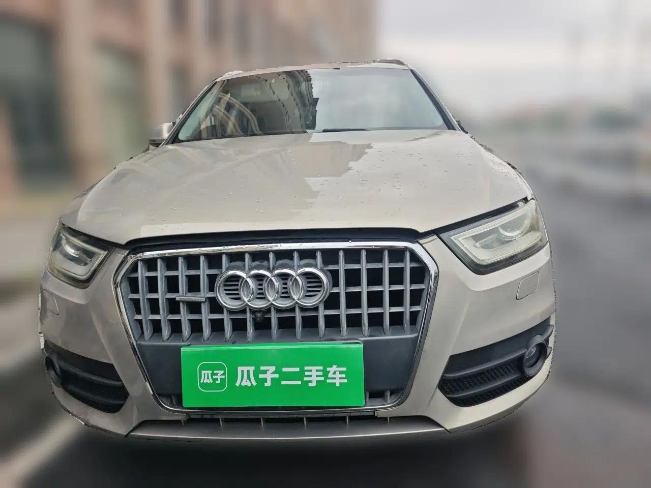 Audi Q3 2015 30 TFSI Comfort Model — миниатюра 2