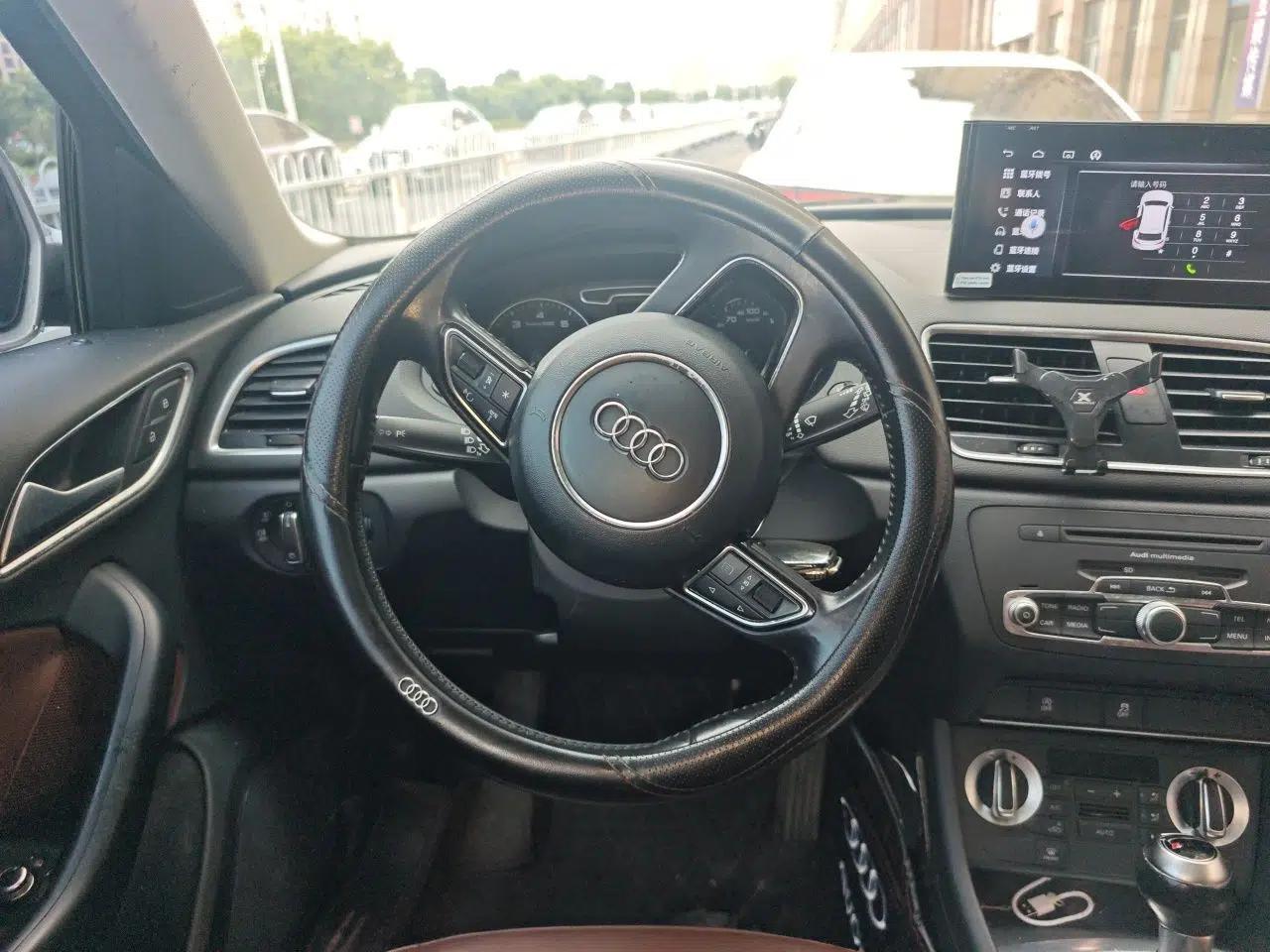 Audi Q3 2015 30 TFSI Comfort Model — миниатюра 10