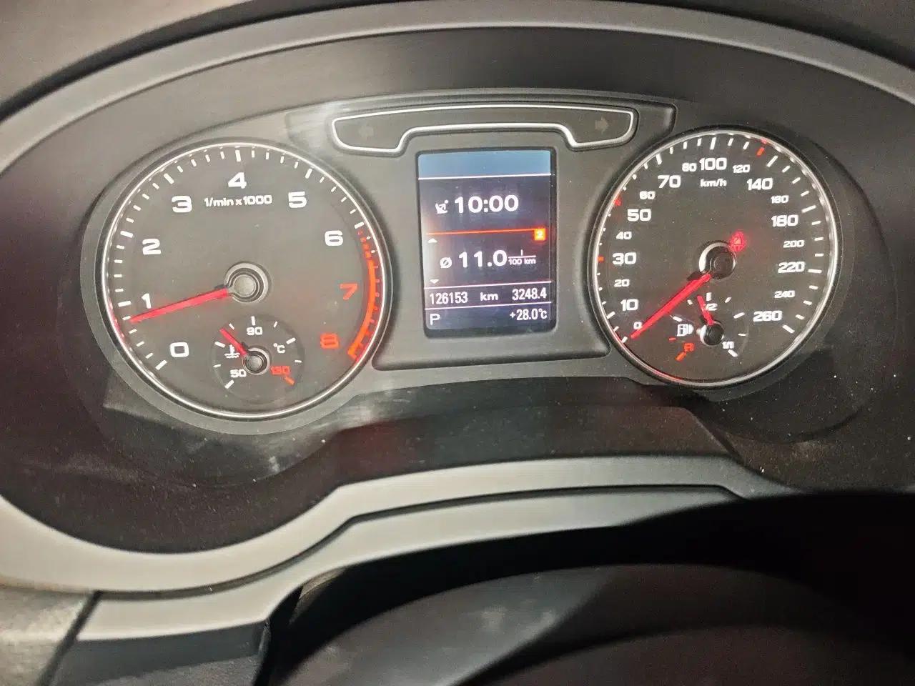 Audi Q3 2013 35 TFSI quattro Technology Edition — миниатюра 12