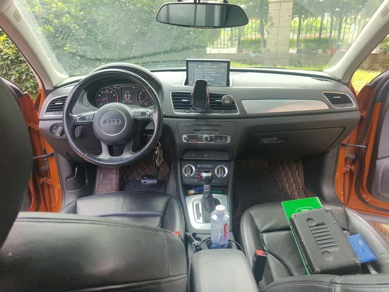 Audi Q3 2015 30 TFSI Comfort Model — миниатюра 9