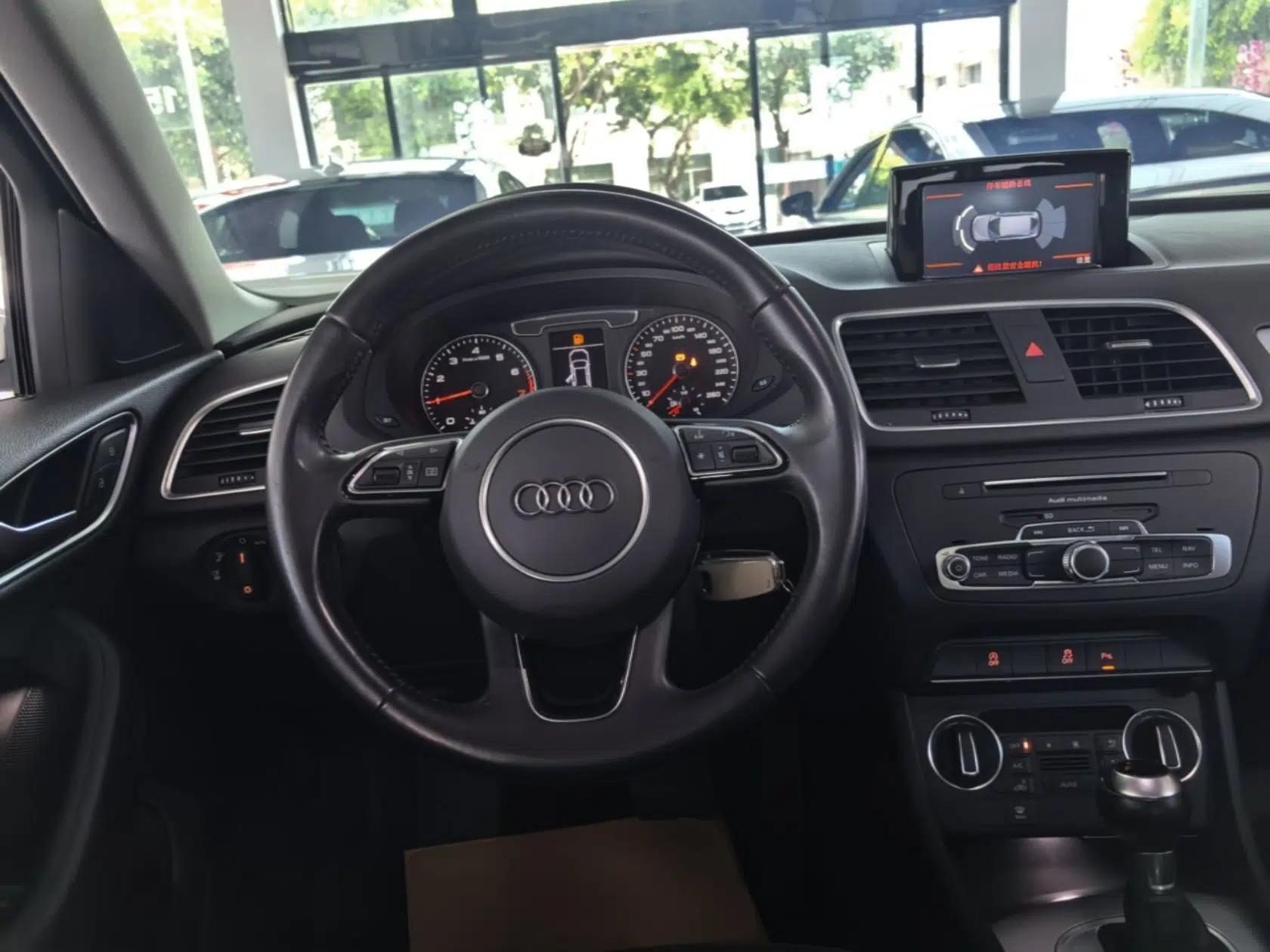 Audi Q3 2017 35 TFSI Fashion Model — миниатюра 13
