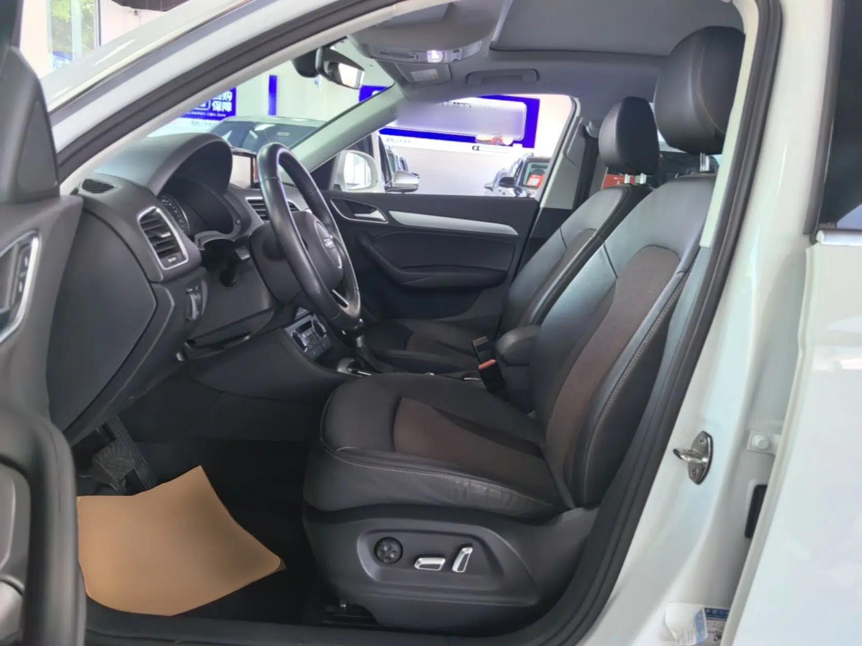 Audi Q3 2017 35 TFSI Fashion Model — миниатюра 17