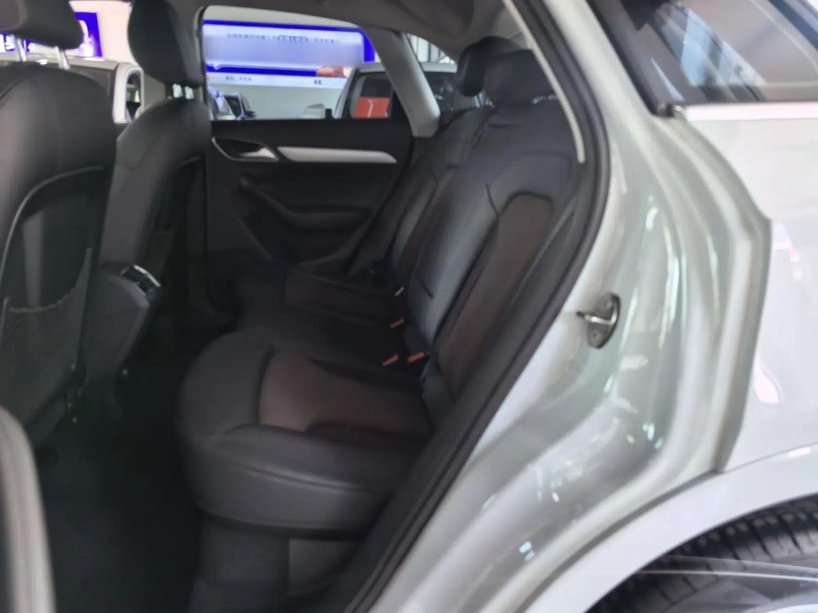 Audi Q3 2017 35 TFSI Fashion Model — миниатюра 20