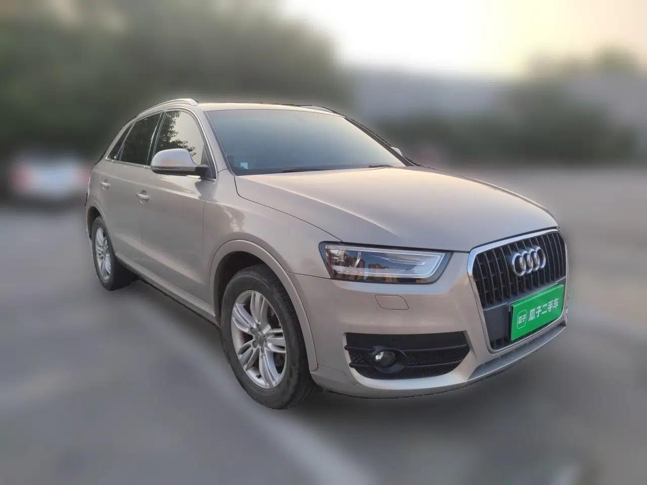 Audi Q3 2015 35 TFSI Comfort Model — миниатюра 3