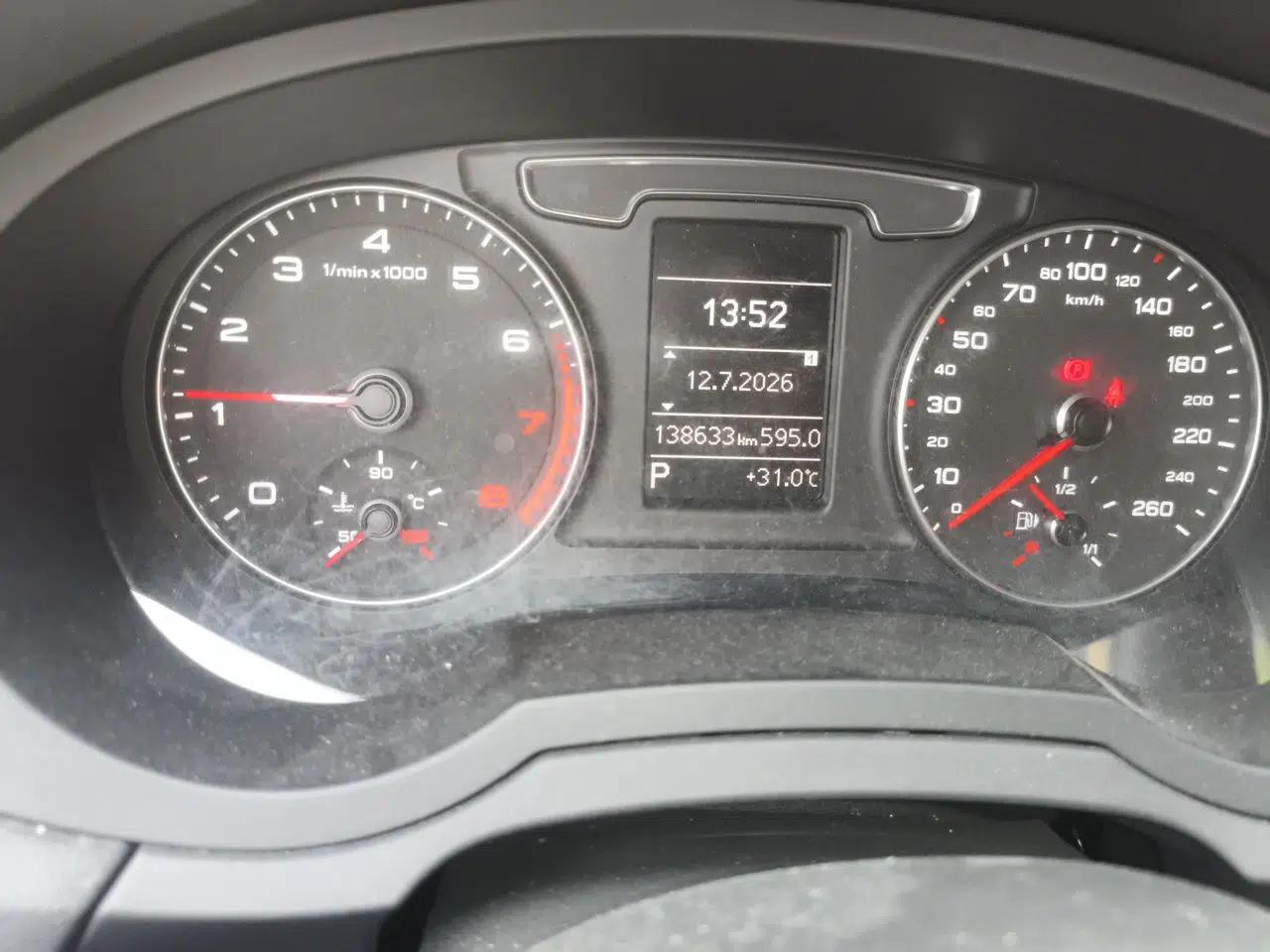 Audi Q3 2016 30 TFSI Standard Model — миниатюра 12
