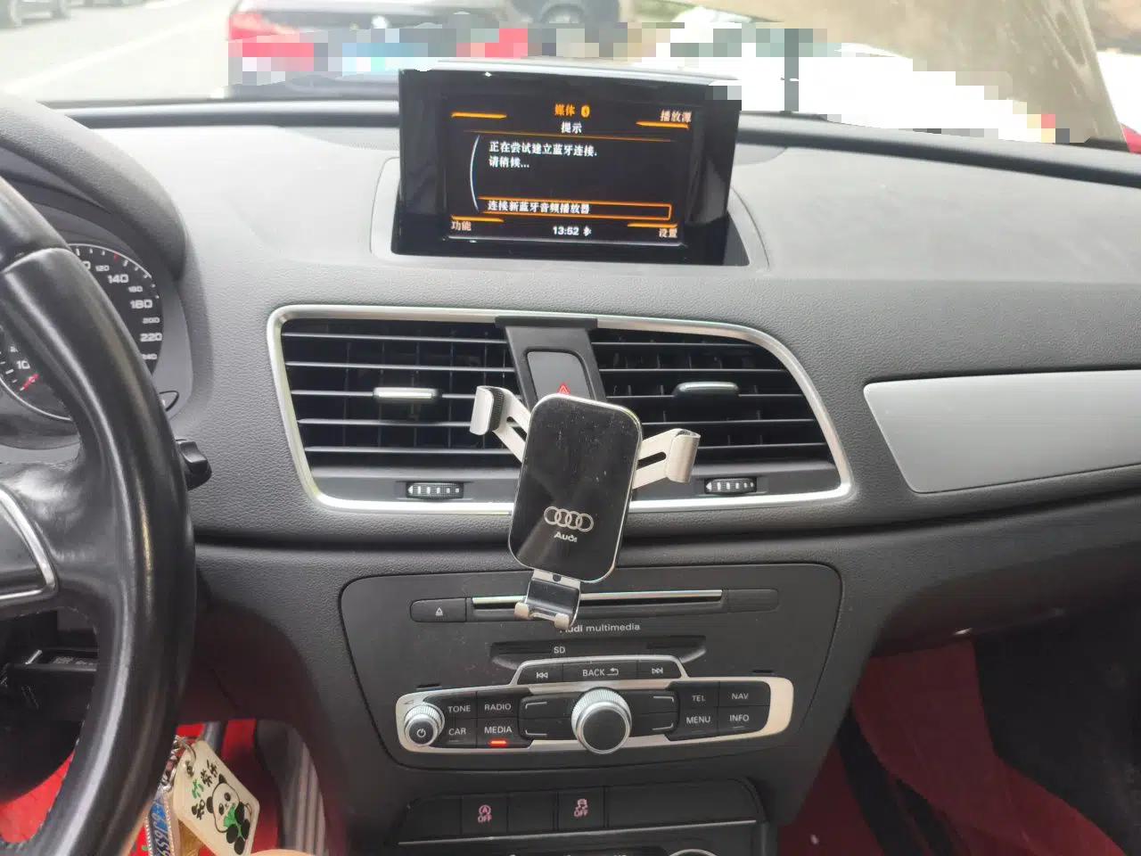 Audi Q3 2016 30 TFSI Standard Model — миниатюра 13