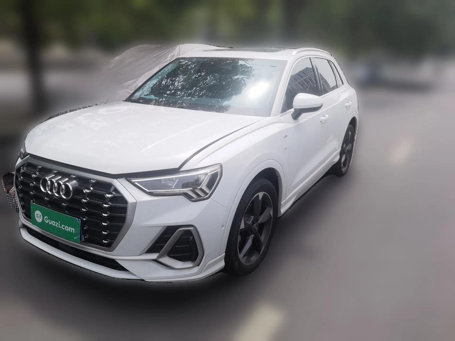 Audi Q3 2022 35 TFSI Fashion Dynamic Model — миниатюра 1