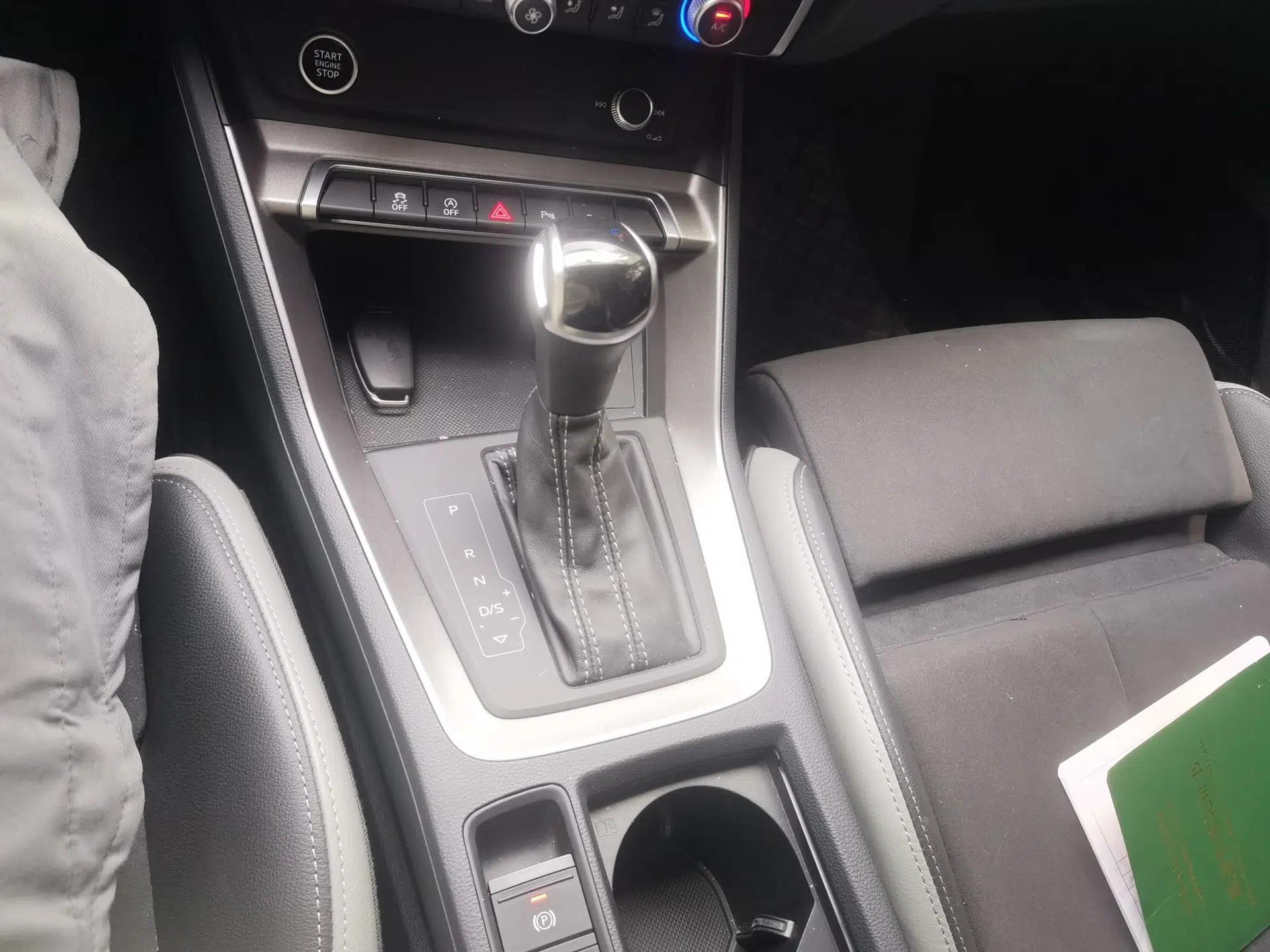 Audi Q3 2022 35 TFSI Fashion Dynamic Model — миниатюра 14