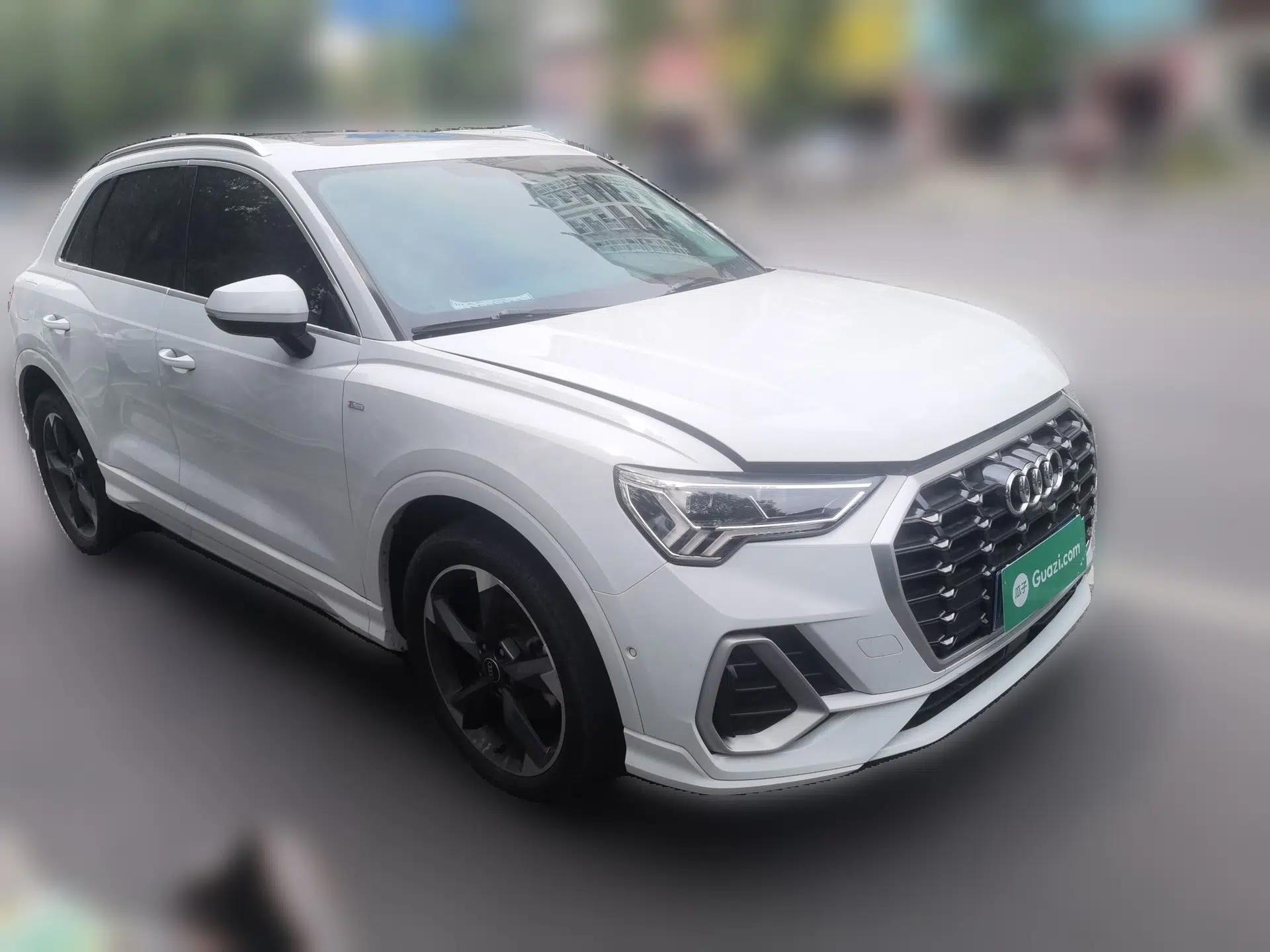 Audi Q3 2022 35 TFSI Fashion Dynamic Model — миниатюра 3
