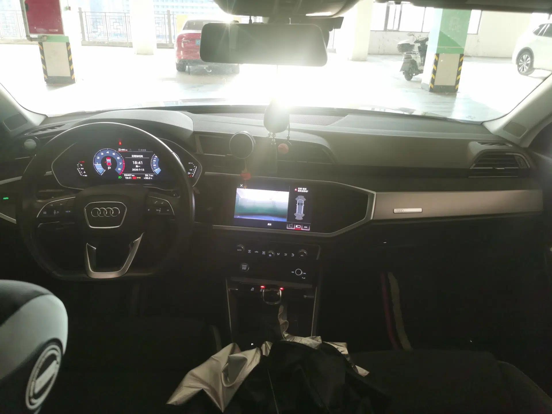 Audi Q3 2020 35 TFSI Fashion Dynamic Model — миниатюра 9