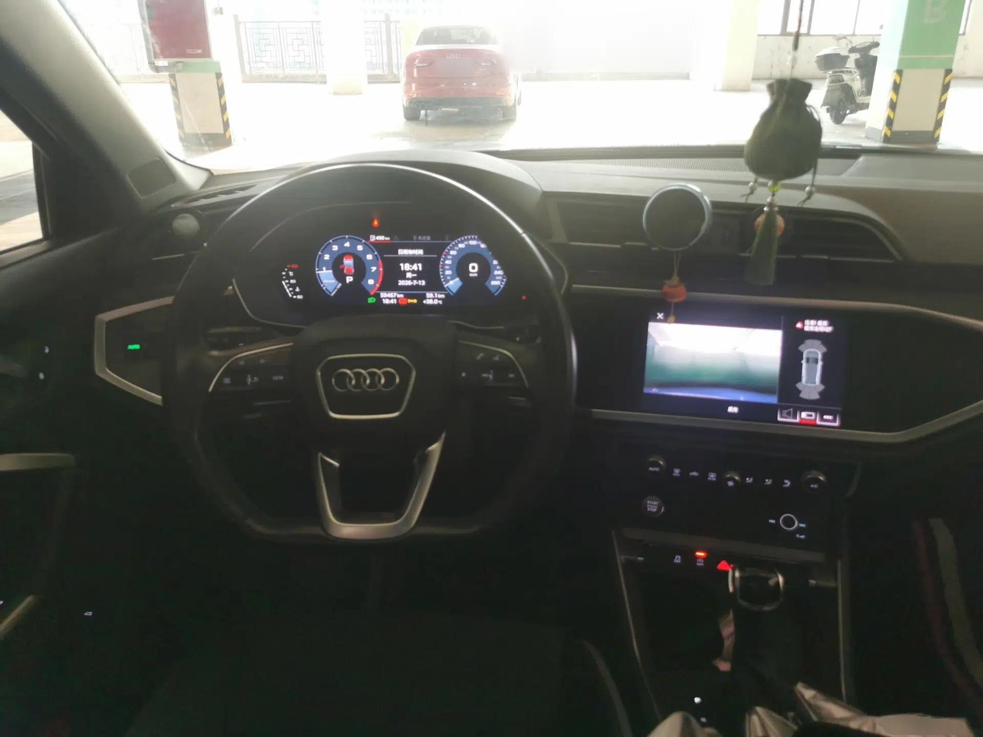 Audi Q3 2020 35 TFSI Fashion Dynamic Model — миниатюра 10