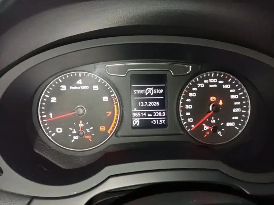 Audi Q3 2018 30 TFSI Fashion Edition Collector's Version — миниатюра 14