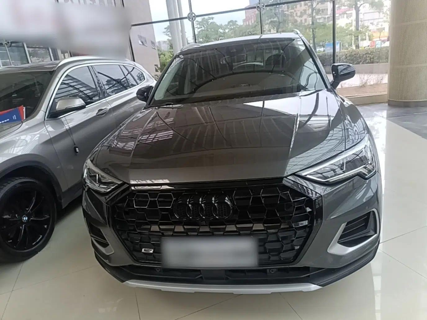 Audi Q3 2019 40 TFSI Fashionable and Elegant Model — миниатюра 2