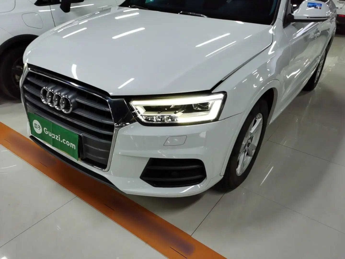 Audi Q3 2018 30th Anniversary Edition 30 TFSI Fashion Model — миниатюра 8