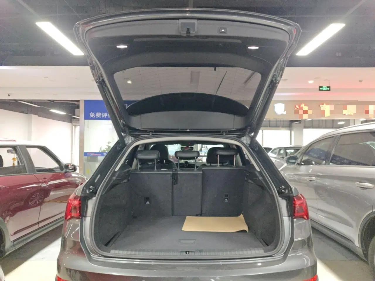 Audi Q3 2021 35 TFSI Progressive Dynamic Edition — миниатюра 22