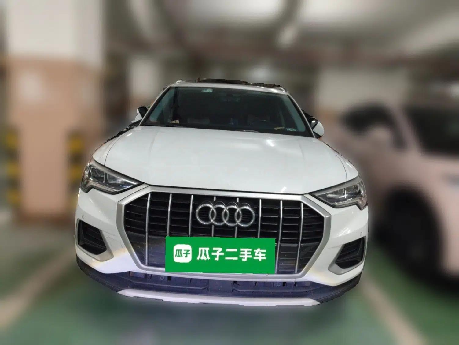 Audi Q3 2021 35 TFSI Fashionable and Elegant Model — миниатюра 2