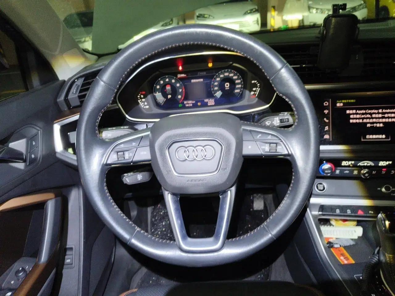 Audi Q3 2021 35 TFSI Fashionable and Elegant Model — миниатюра 10