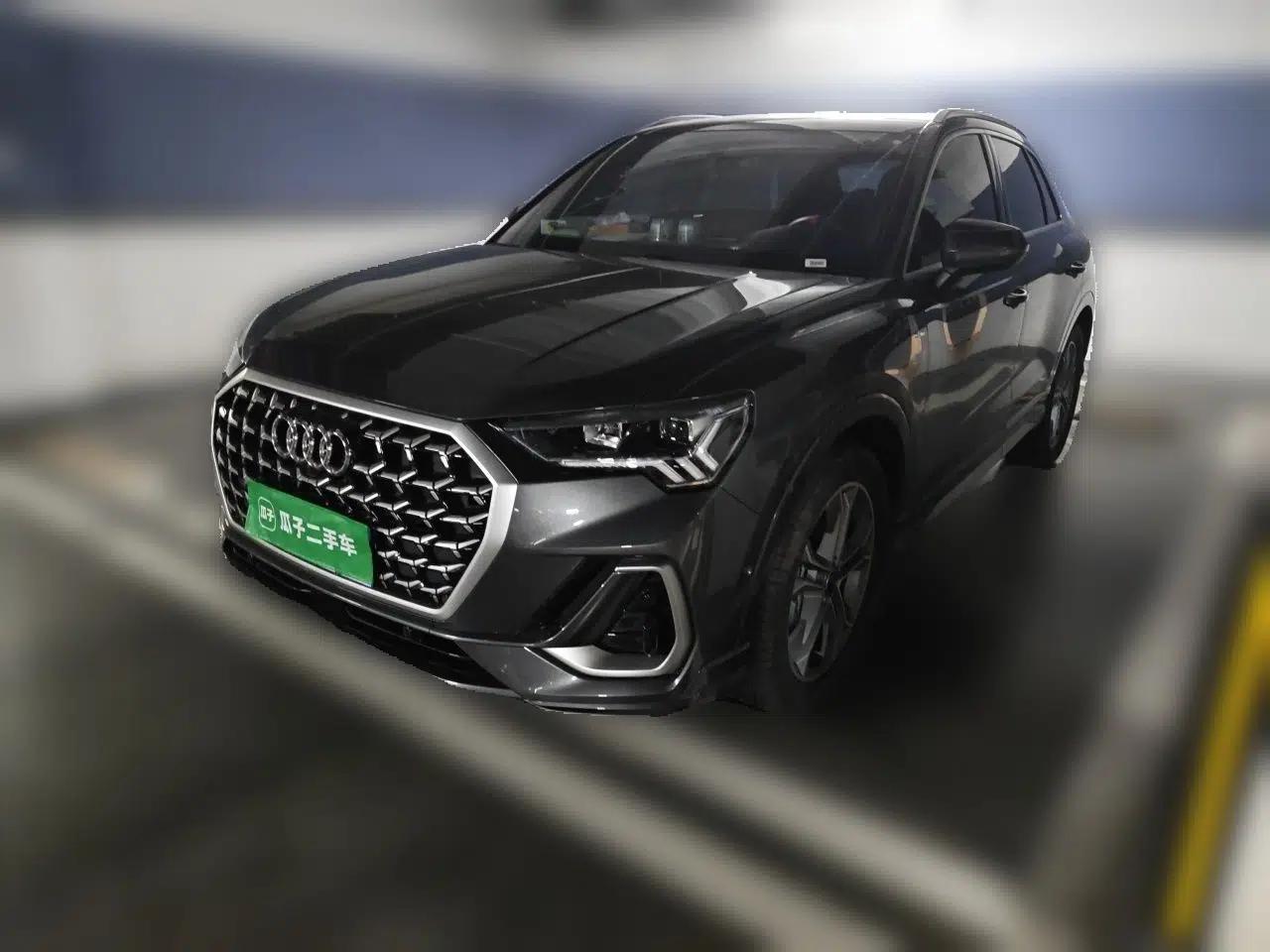 Audi Q3 2025 quattro 45th Anniversary Edition 40TFSI Fashionable and Dynamic Model — миниатюра 1