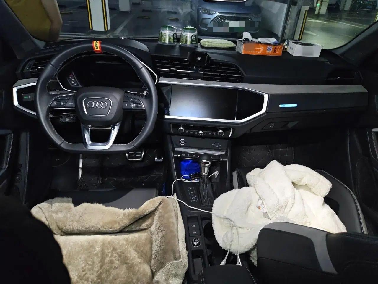 Audi Q3 2025 quattro 45th Anniversary Edition 40TFSI Fashionable and Dynamic Model — миниатюра 9