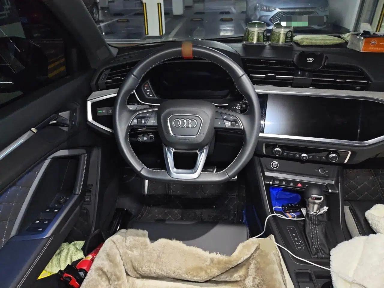 Audi Q3 2025 quattro 45th Anniversary Edition 40TFSI Fashionable and Dynamic Model — миниатюра 10