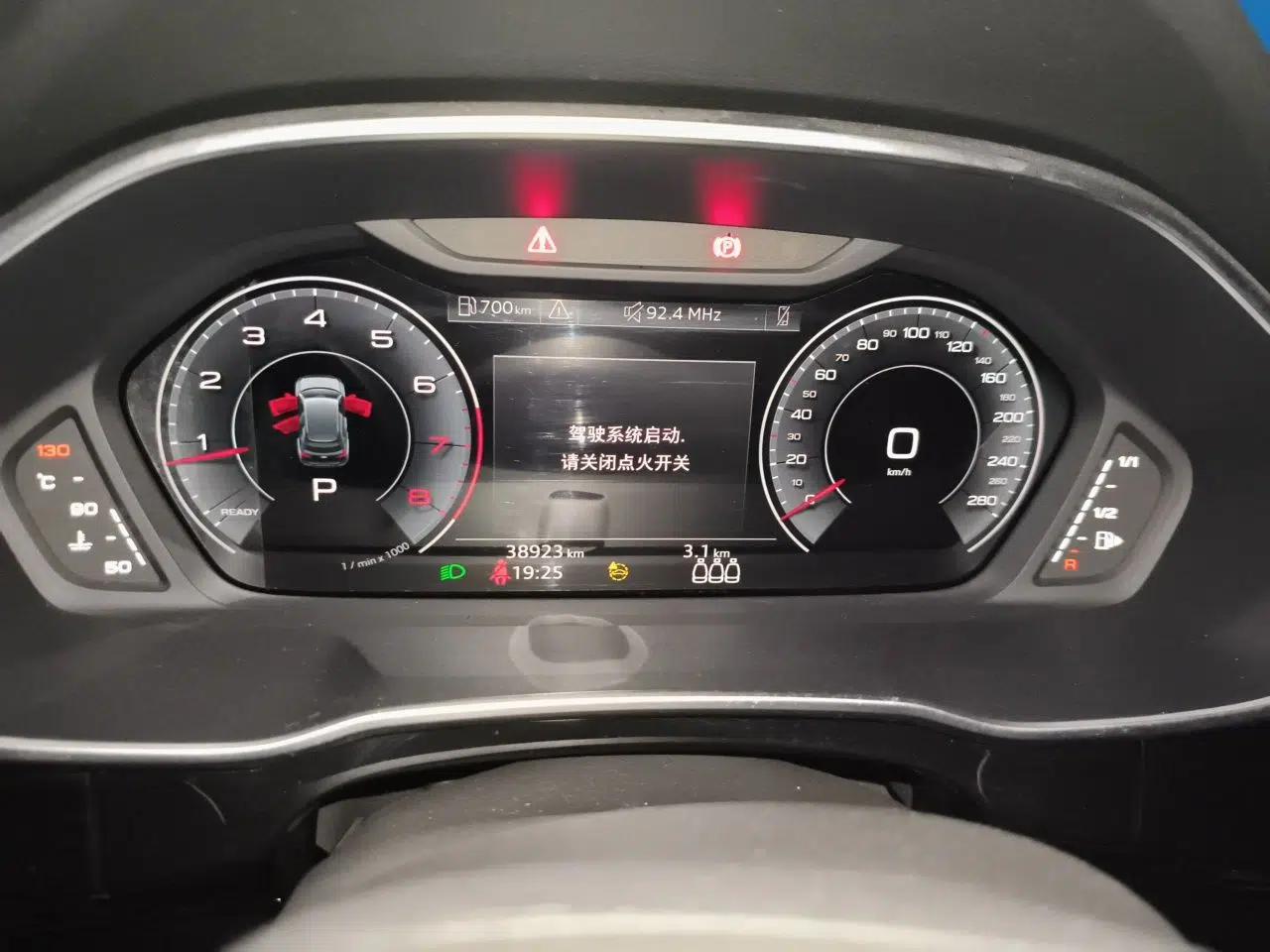 Audi Q3 2022 35 TFSI Fashion Dynamic Model — миниатюра 11