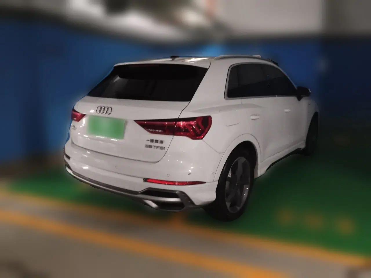 Audi Q3 2022 35 TFSI Fashion Dynamic Model — миниатюра 6