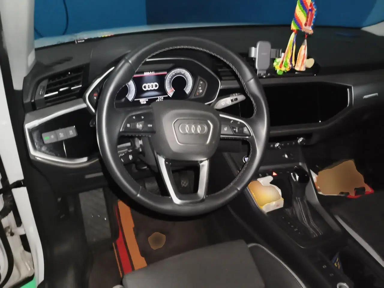 Audi Q3 2022 35 TFSI Fashion Dynamic Model — миниатюра 10