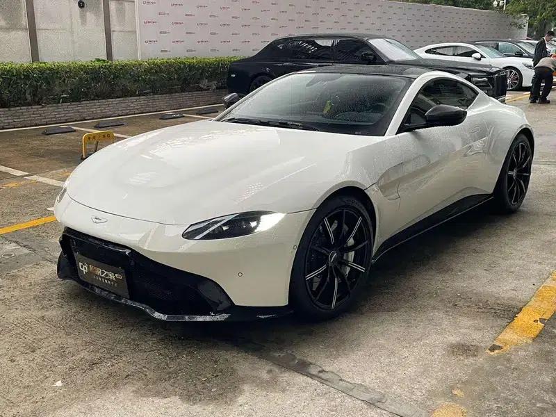 2020 Vantage 4.0T V8 Coupe — миниатюра 1