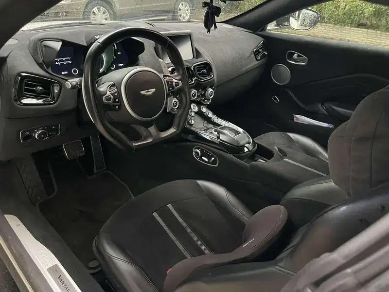 2020 Vantage 4.0T V8 Coupe — миниатюра 11