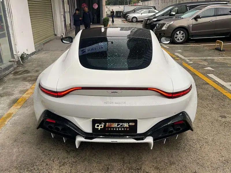 2020 Vantage 4.0T V8 Coupe — миниатюра 5