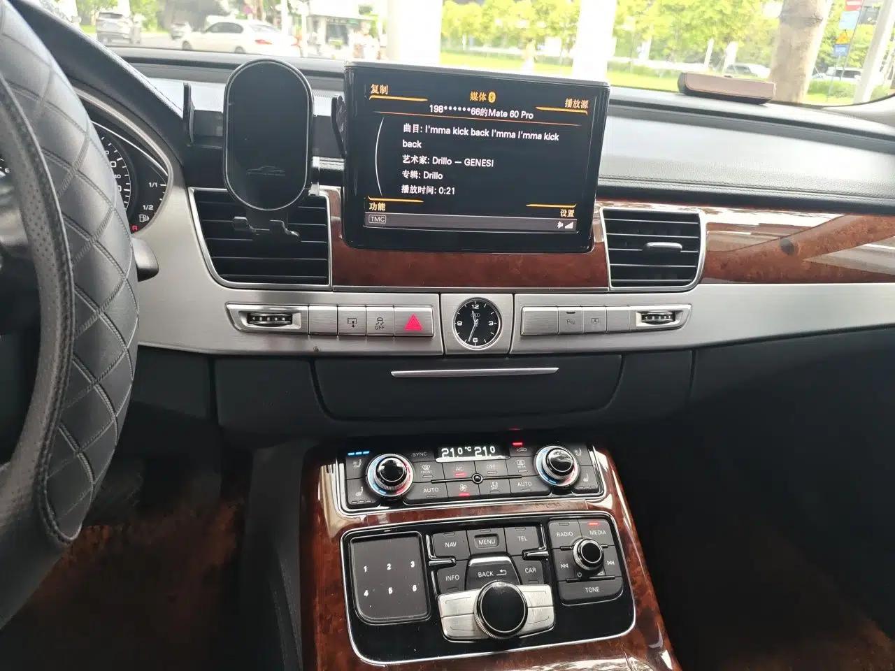 Audi A8 2011 A8L 3.0 TFSI quattro Luxury Edition (213kW) — миниатюра 13