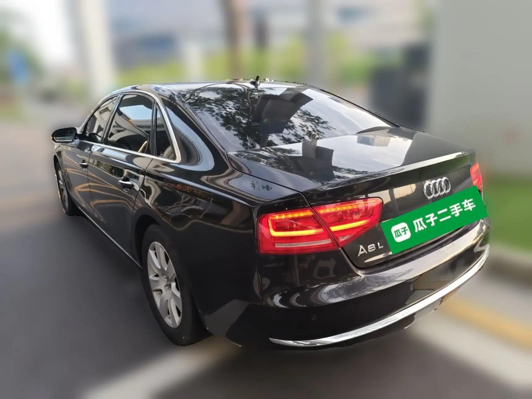 Audi A8 2011 A8L 3.0 TFSI quattro Luxury Edition (213kW) — миниатюра 4